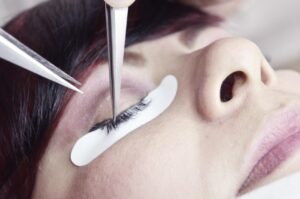 Wimpern Extensions und Lash Lifting